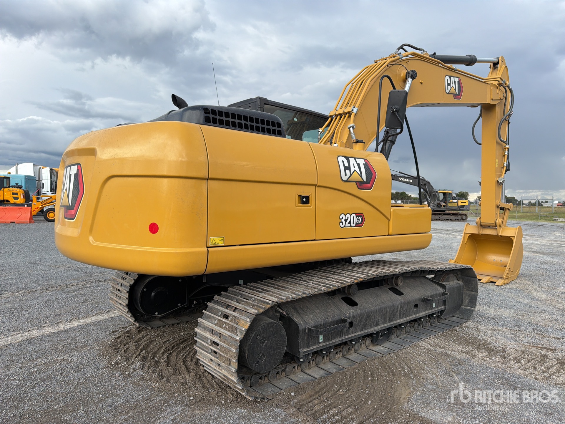 2026 Caterpillar 320 GC