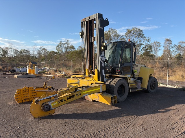2013 Hyster H16.00XM-6 Tire Handler Forklift