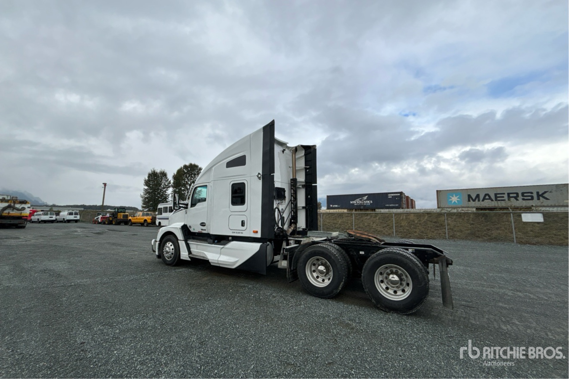 2024 Kenworth T680