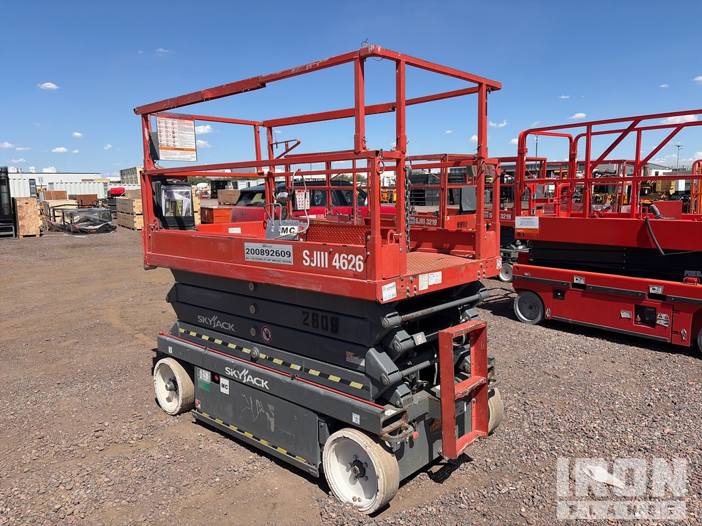 General Appearance - Scissor Lift* with Bild, Ecke vorne rechts