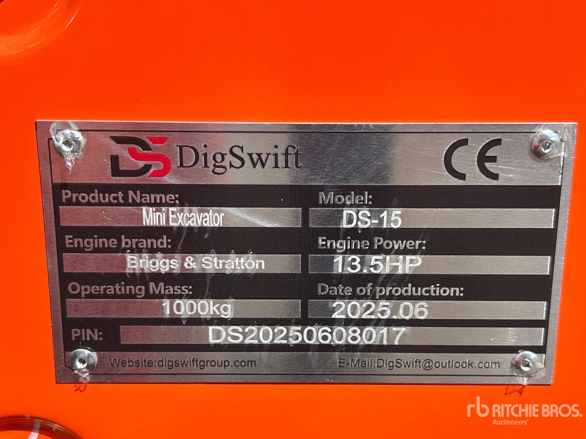 2025 DIG SWIFT DS-15
