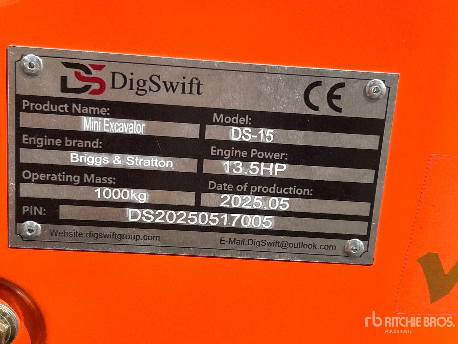 2025 DIG SWIFT DS-15