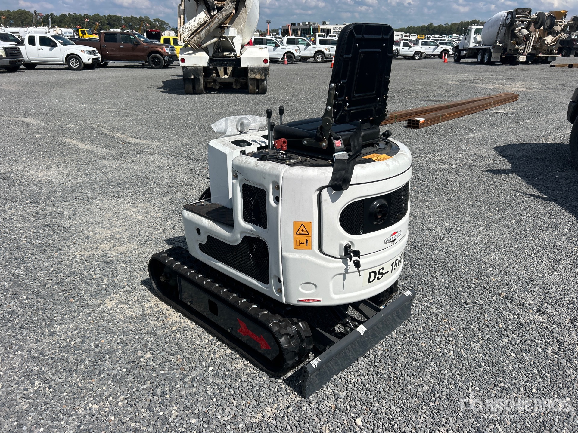 2025 DIG SWIFT DS-15W