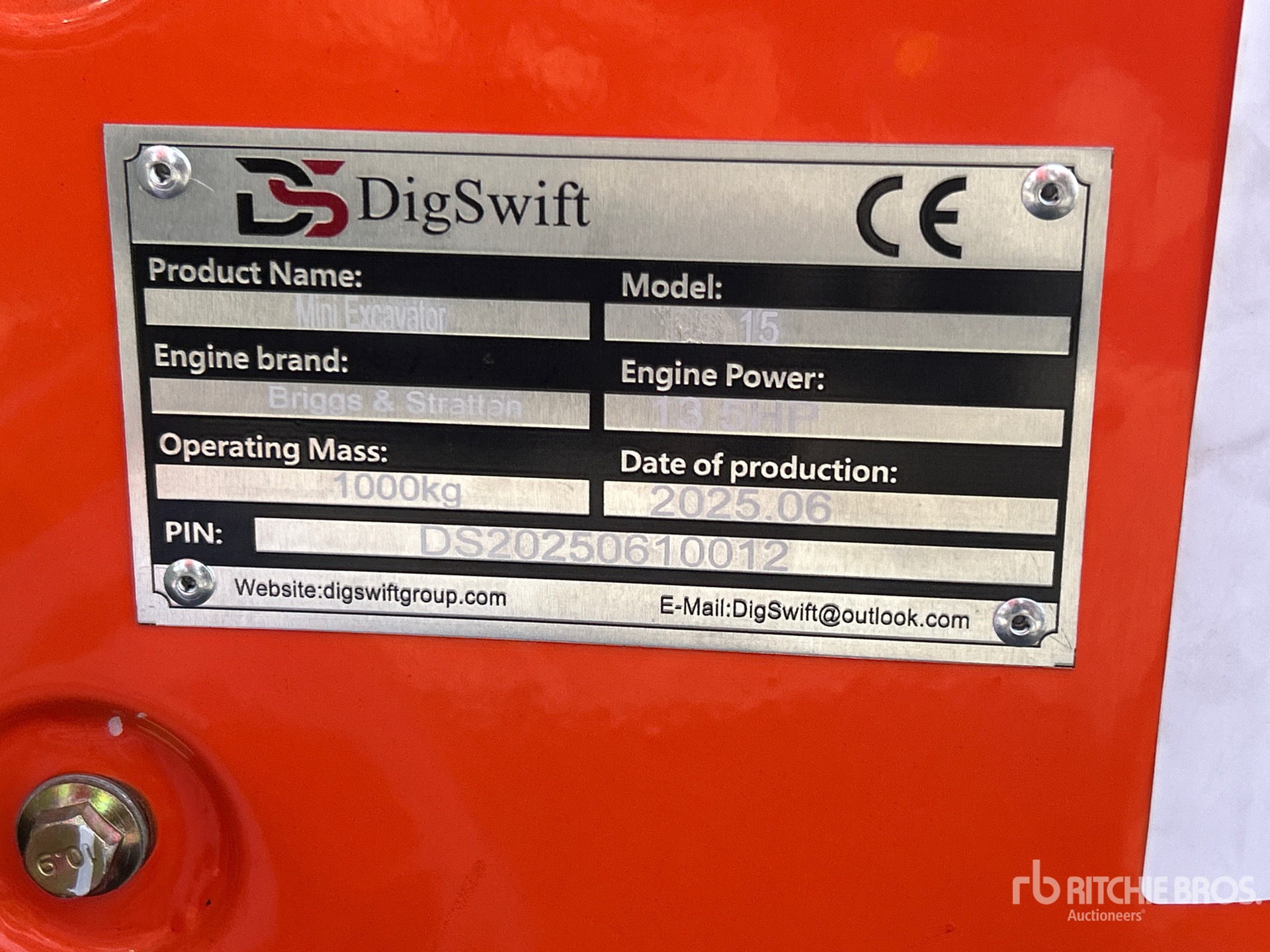 2025 DIG SWIFT DS-15
