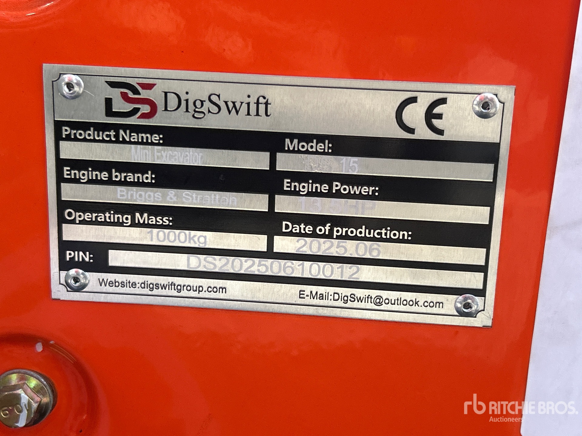2025 DIG SWIFT DS-15
