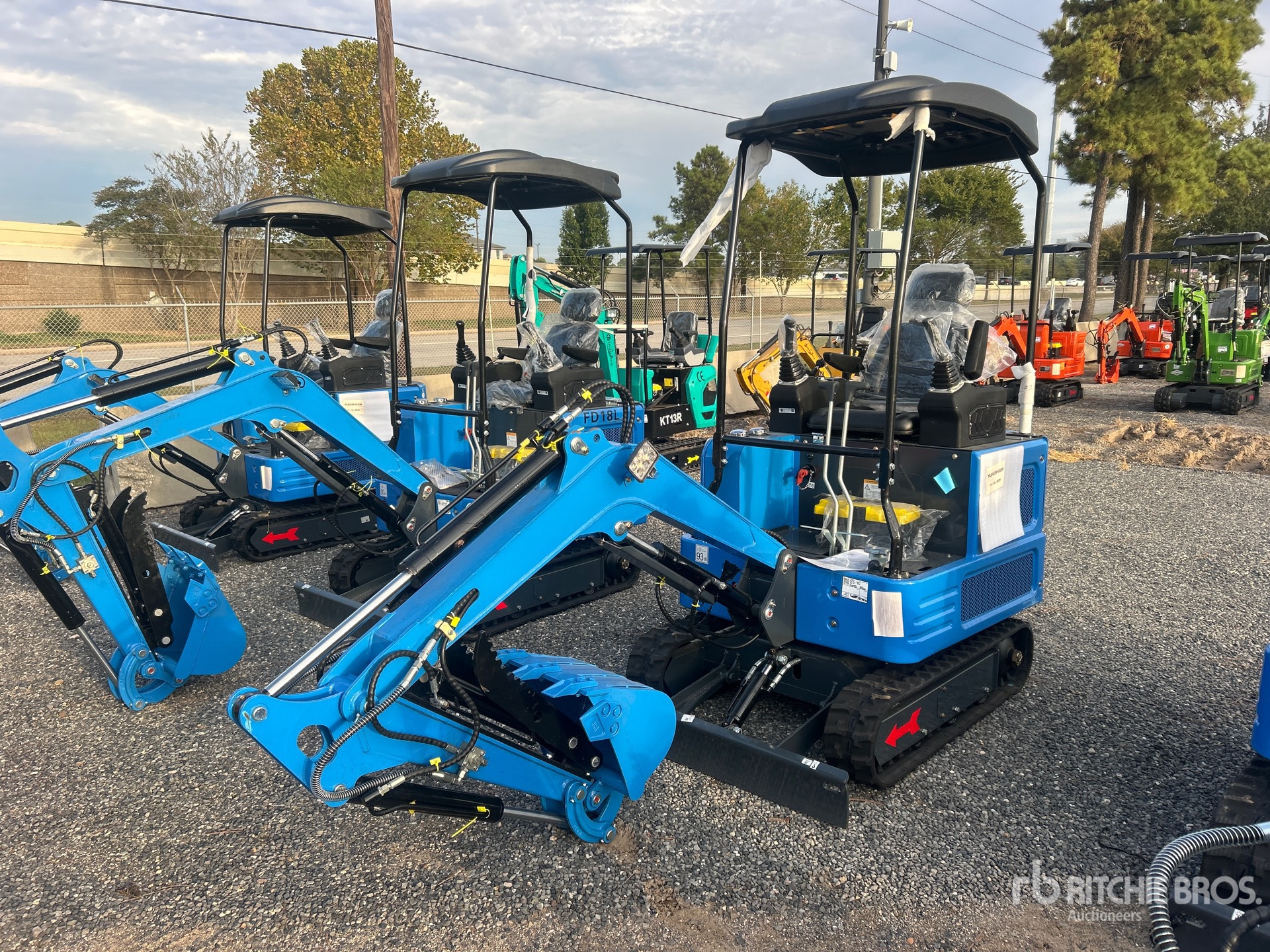 Photo of 2025 FORCE DRIVE FD18L