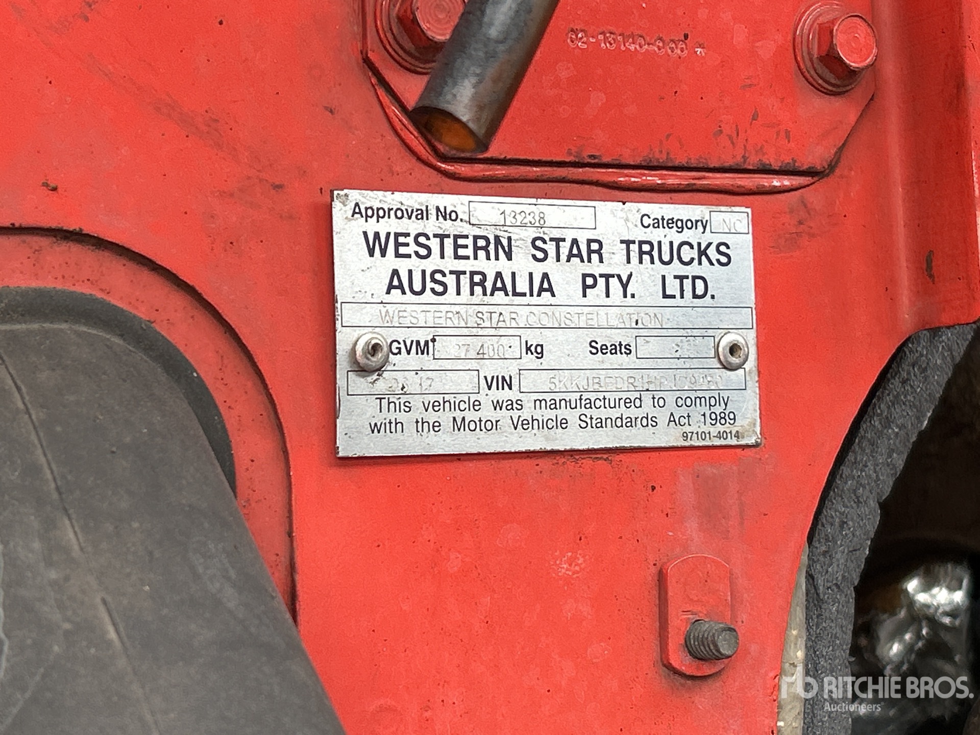 2017 Western Star 4800FXB STRATOS