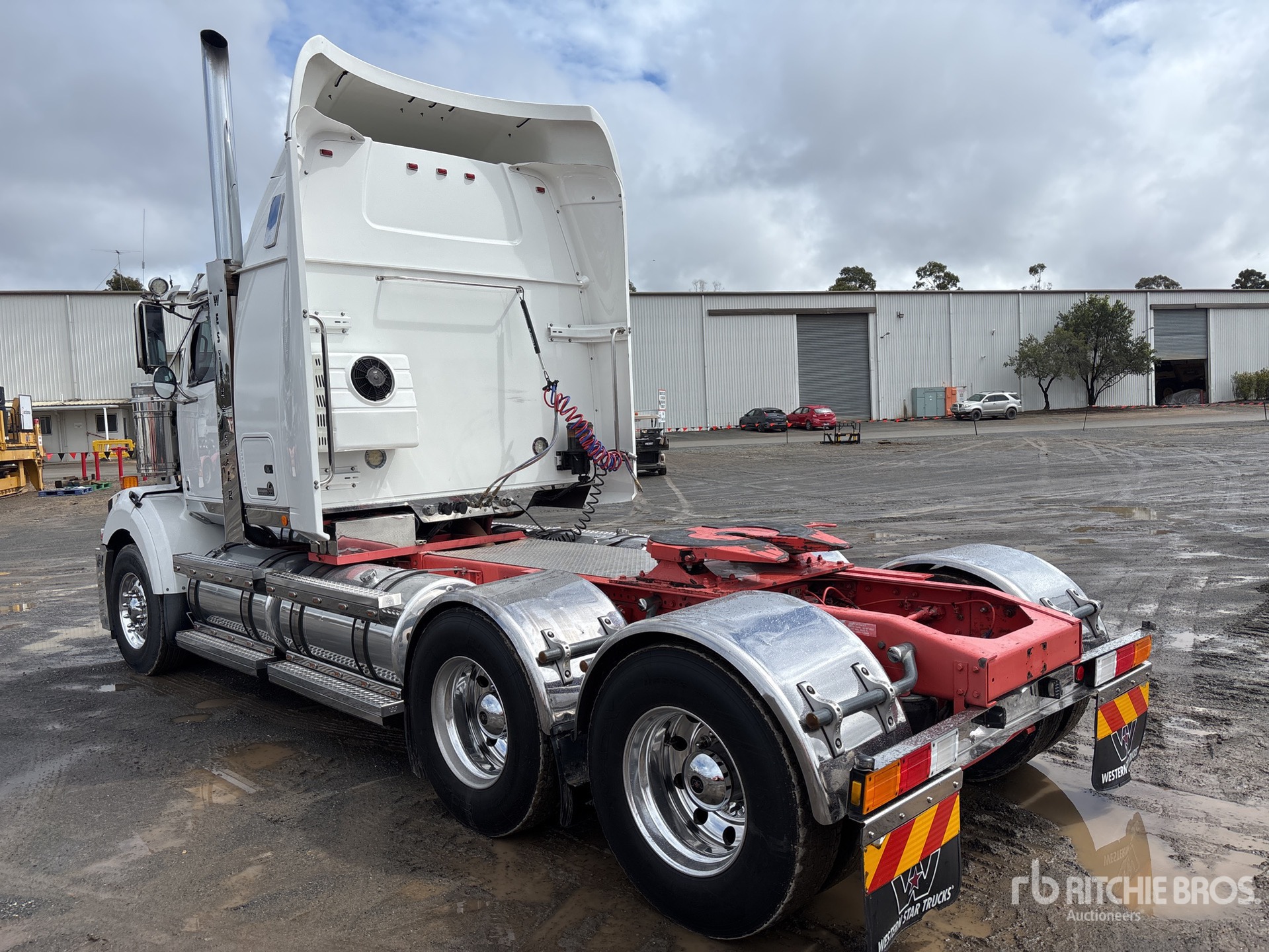 2017 Western Star 4864FXB