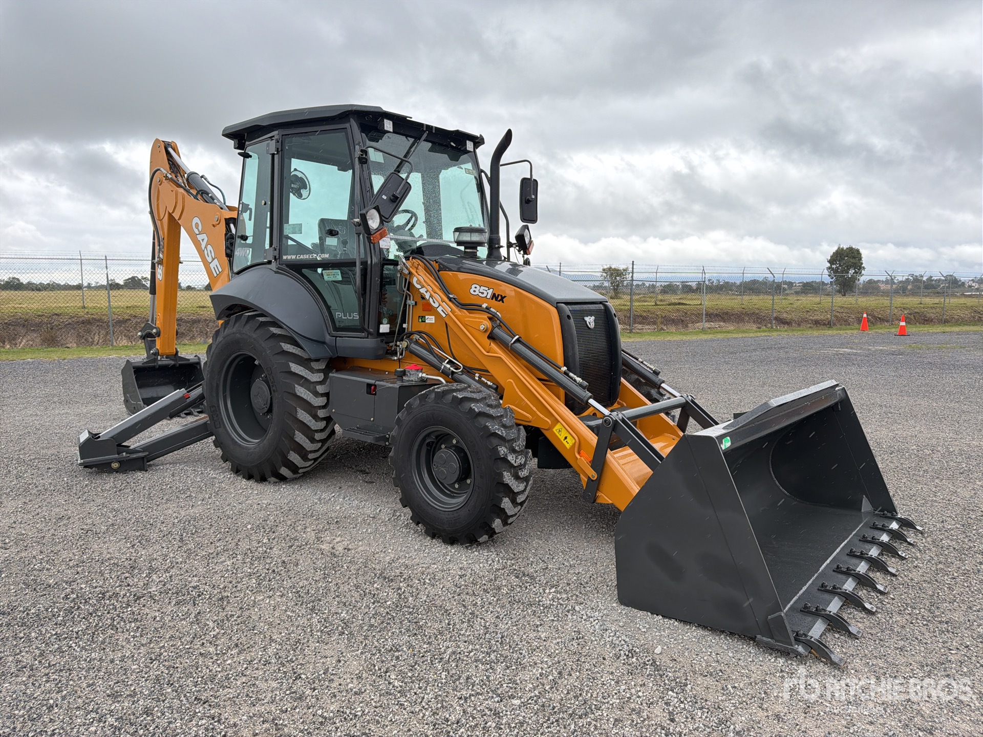 2026 Case 851NX