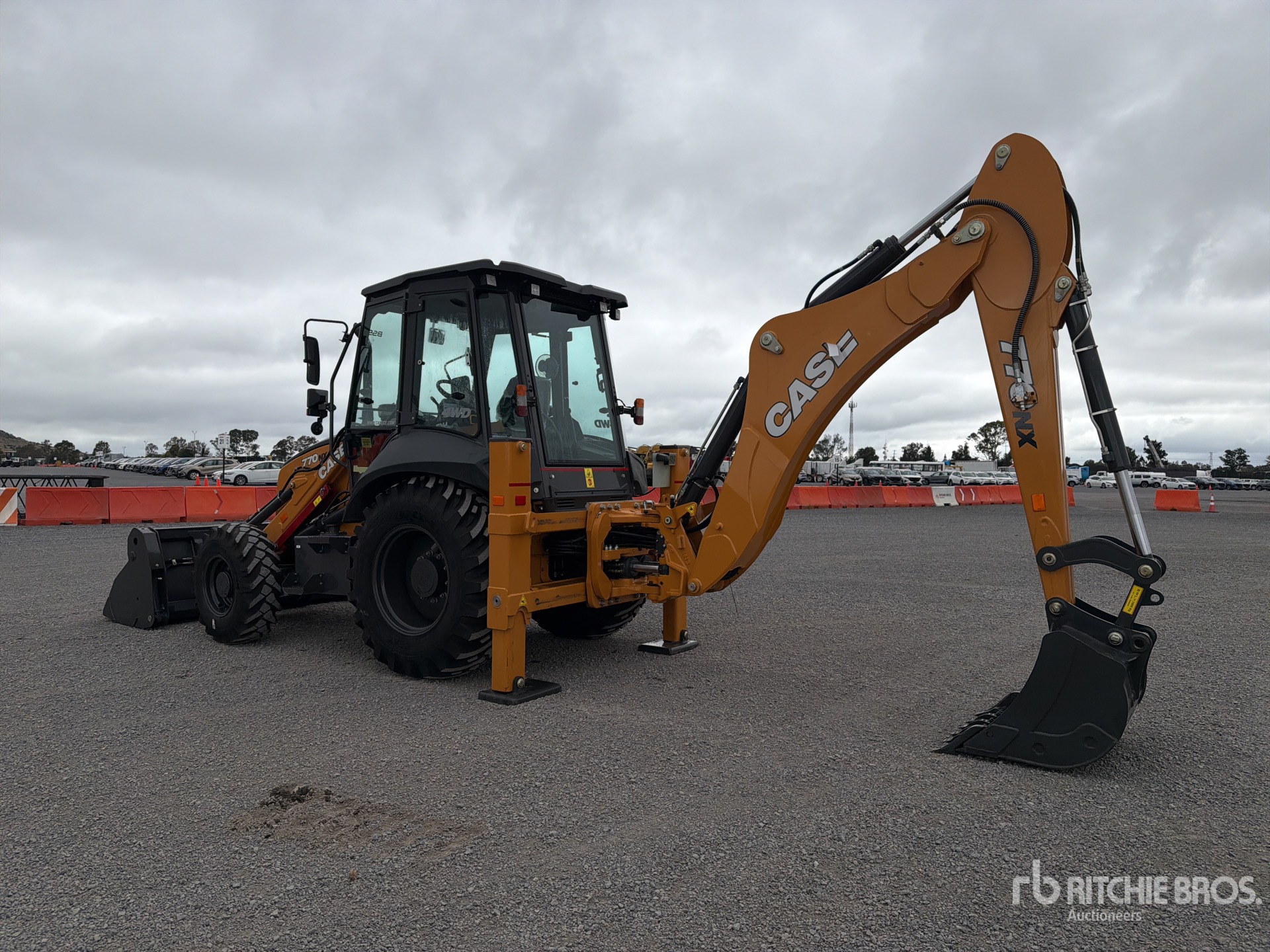 2025 Case 770NX