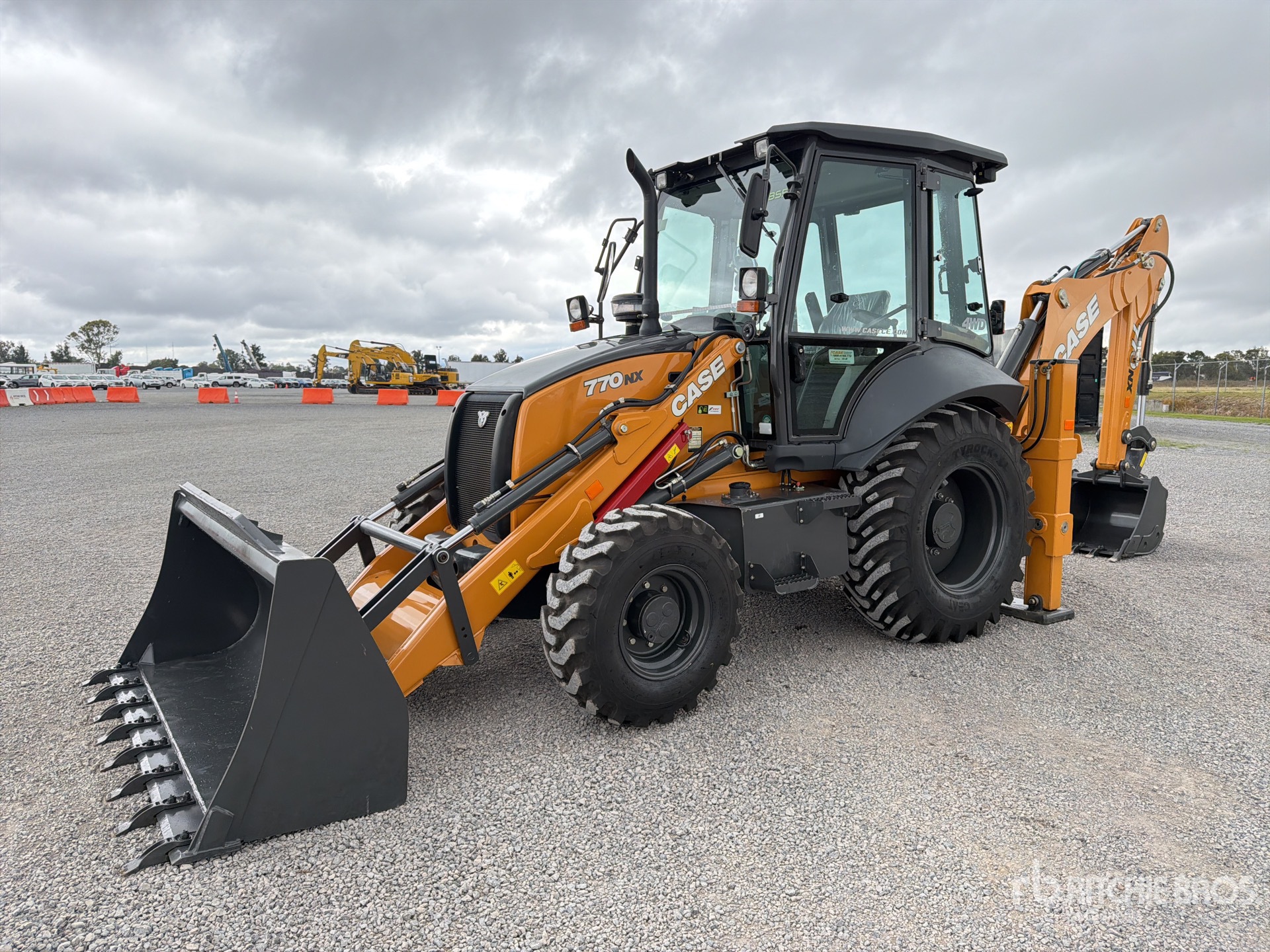 2025 Case 770NX