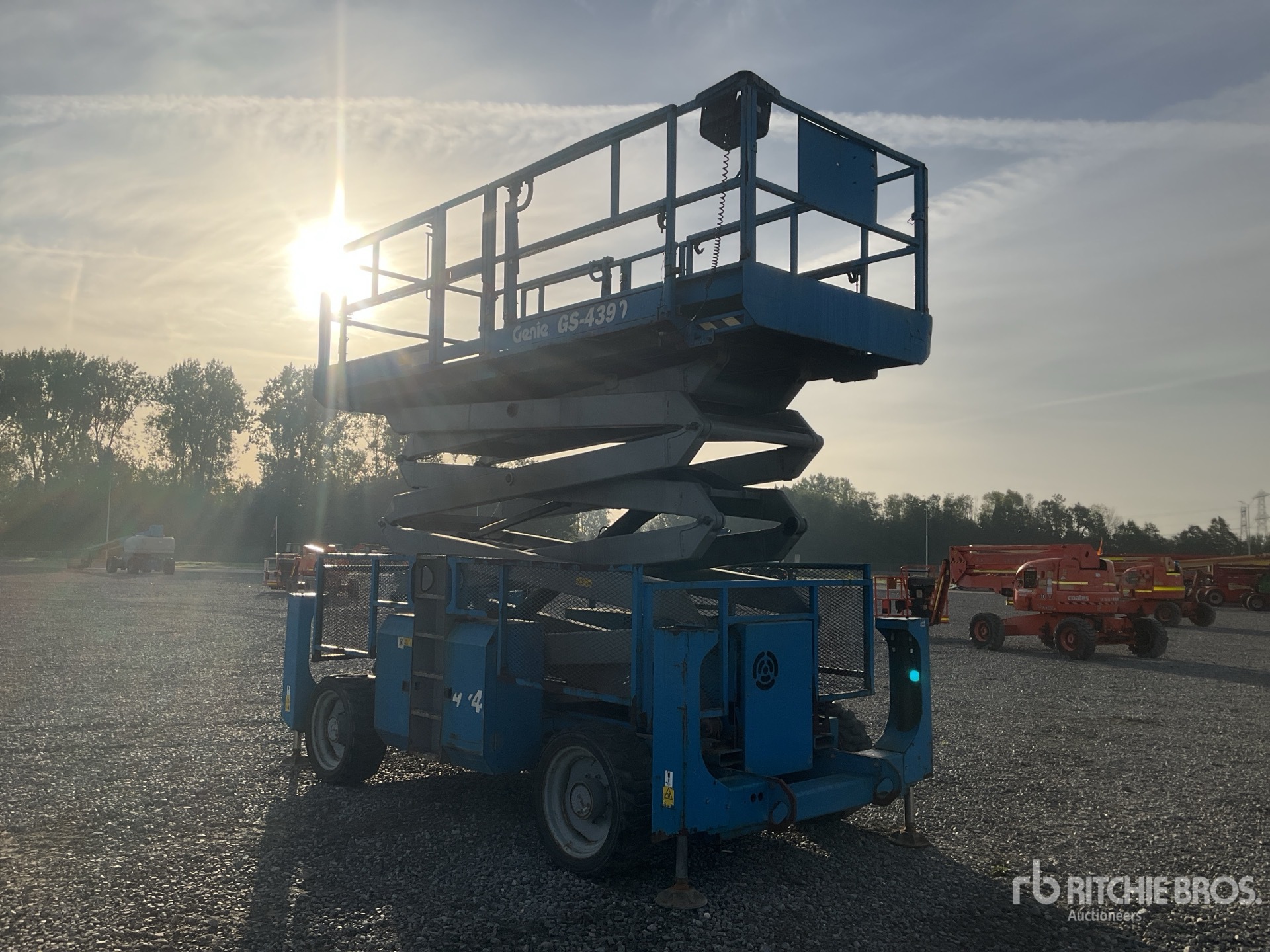 2014 Genie GS-4390