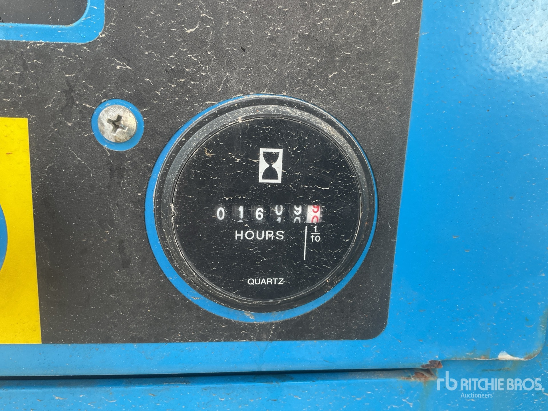 2014 Genie GS-4390