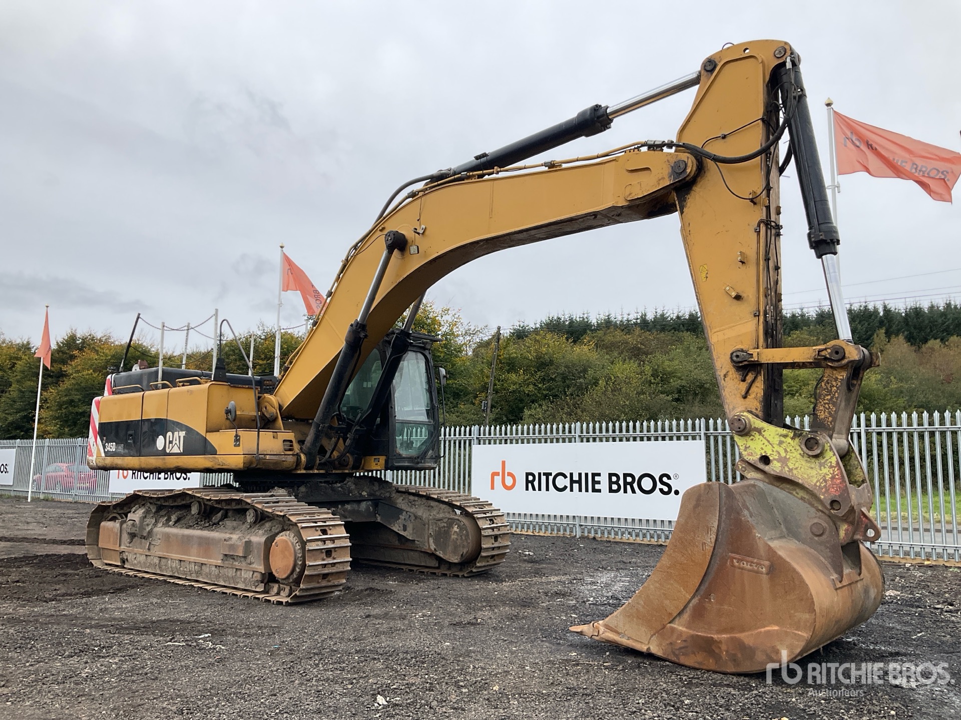2011 Caterpillar 345D
