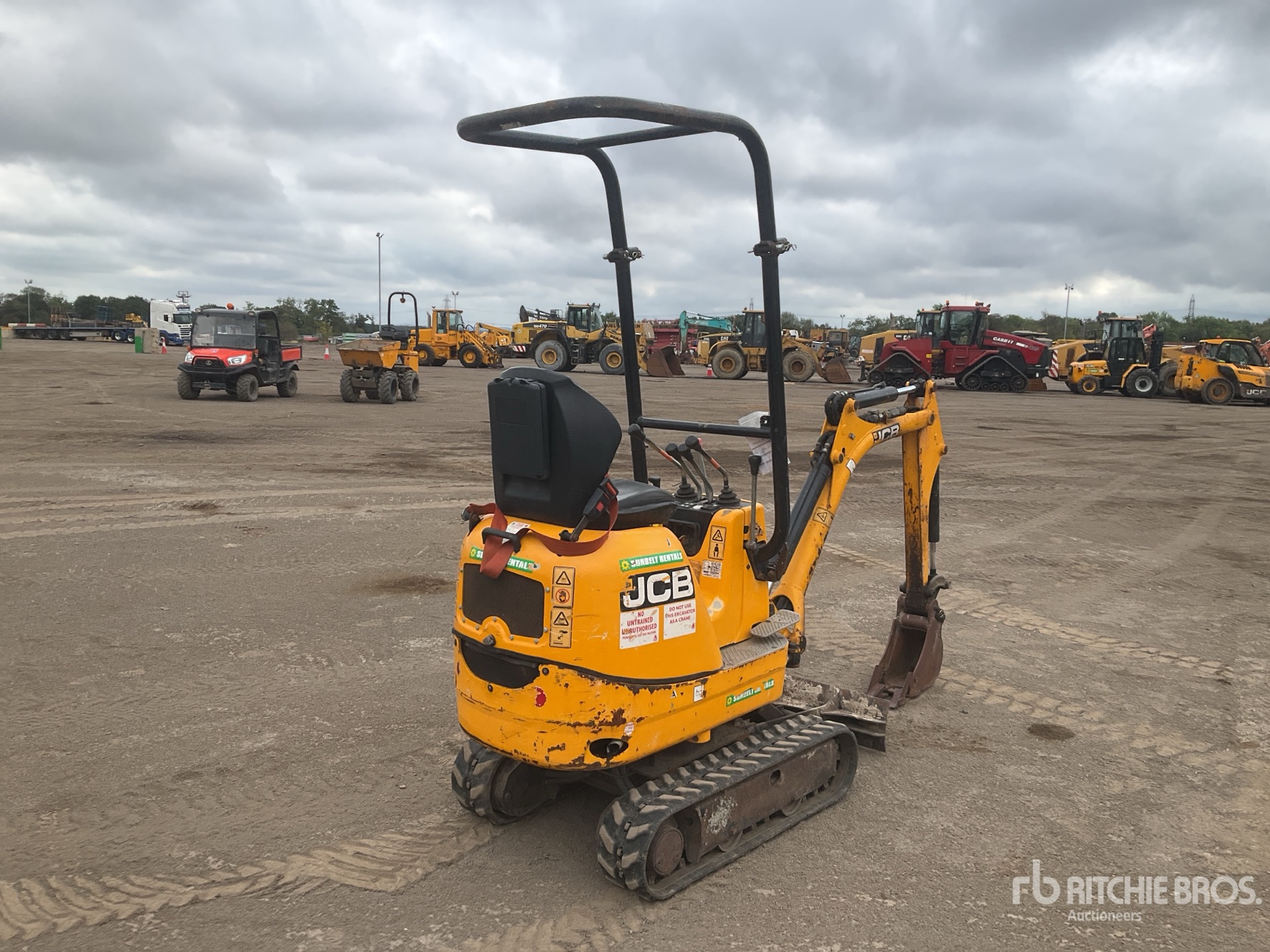 2018 JCB 8008