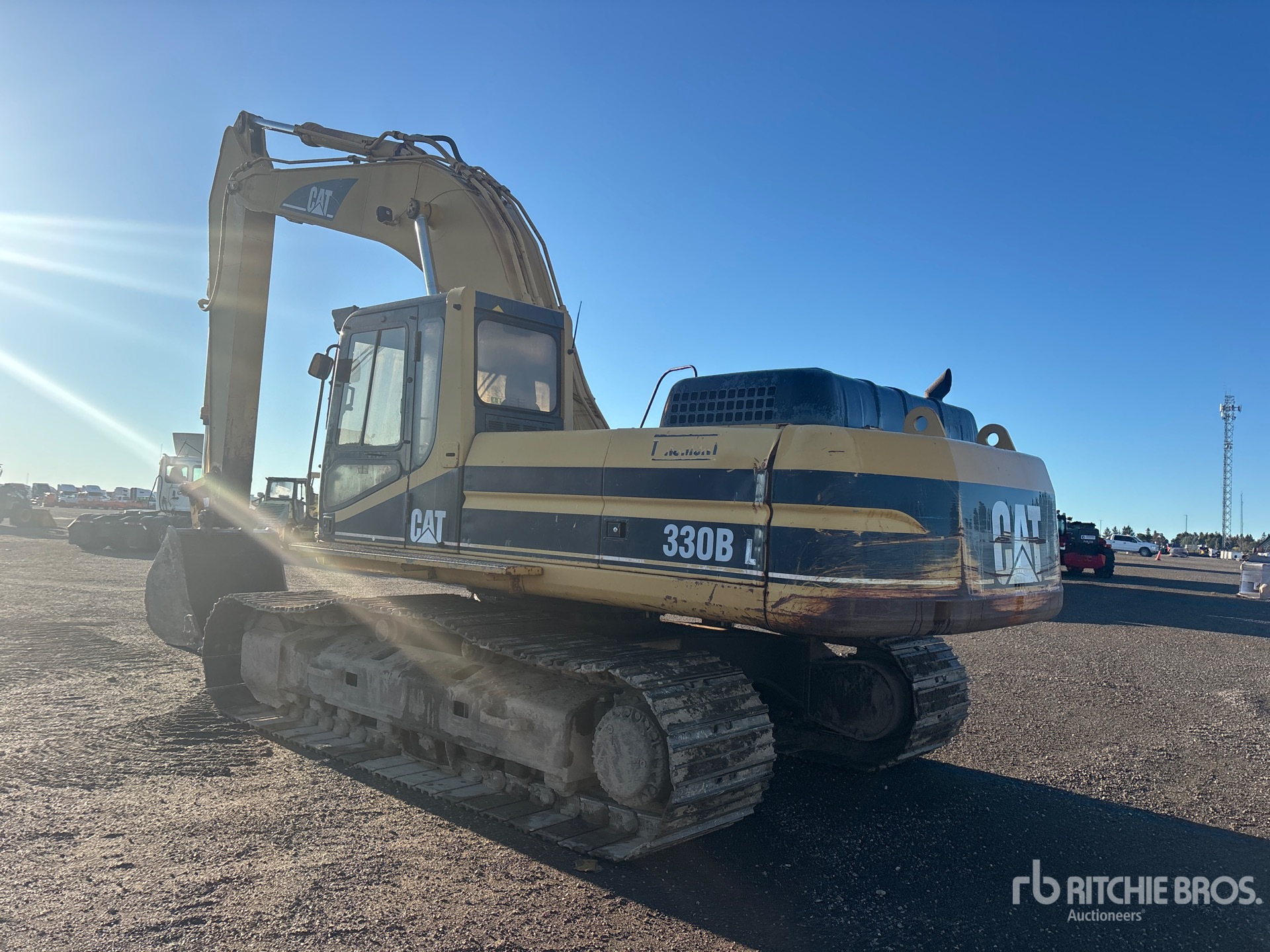 1997 Caterpillar 330B L