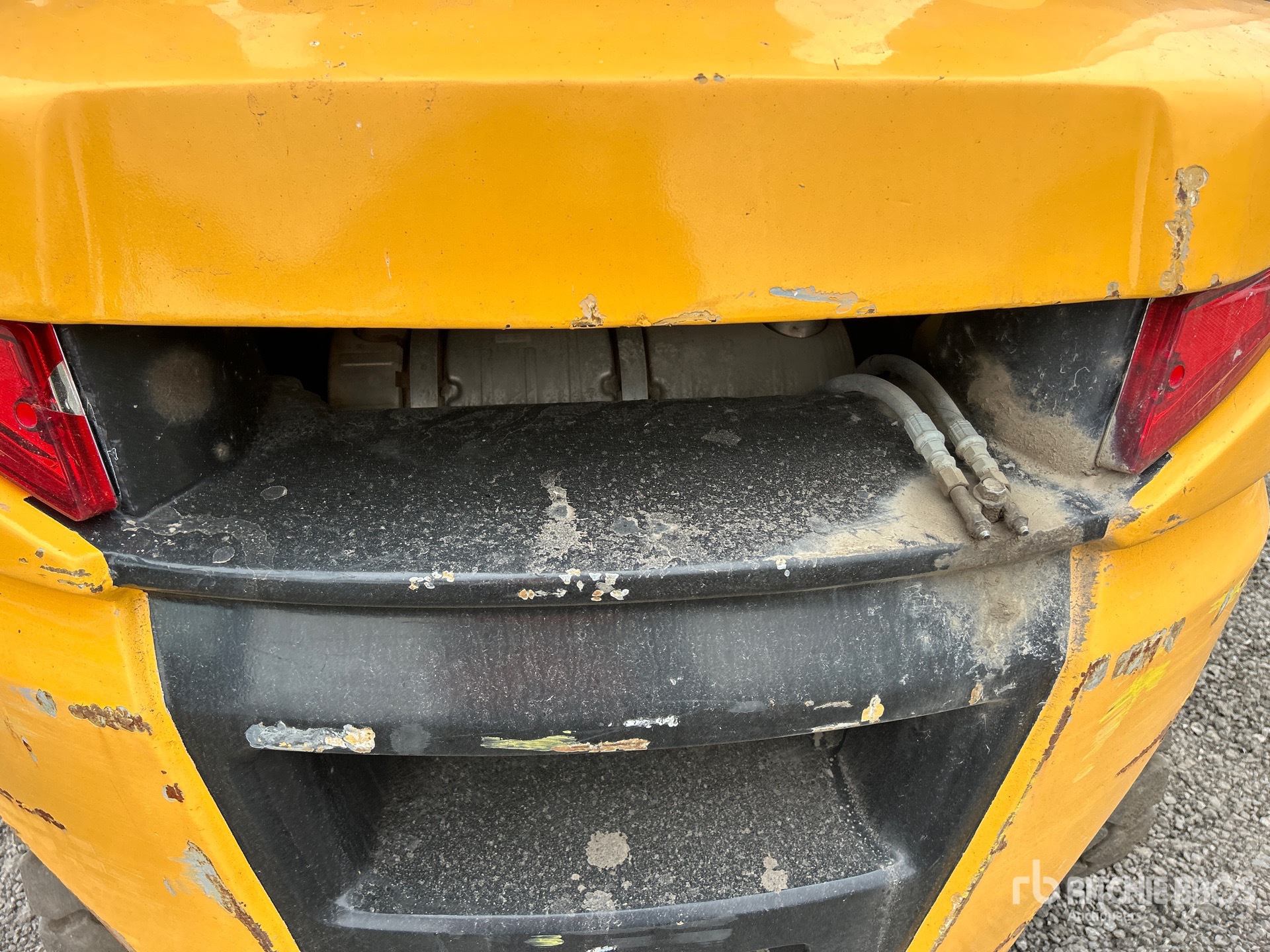 Hyundai 4940 LB (INOPERABLE)