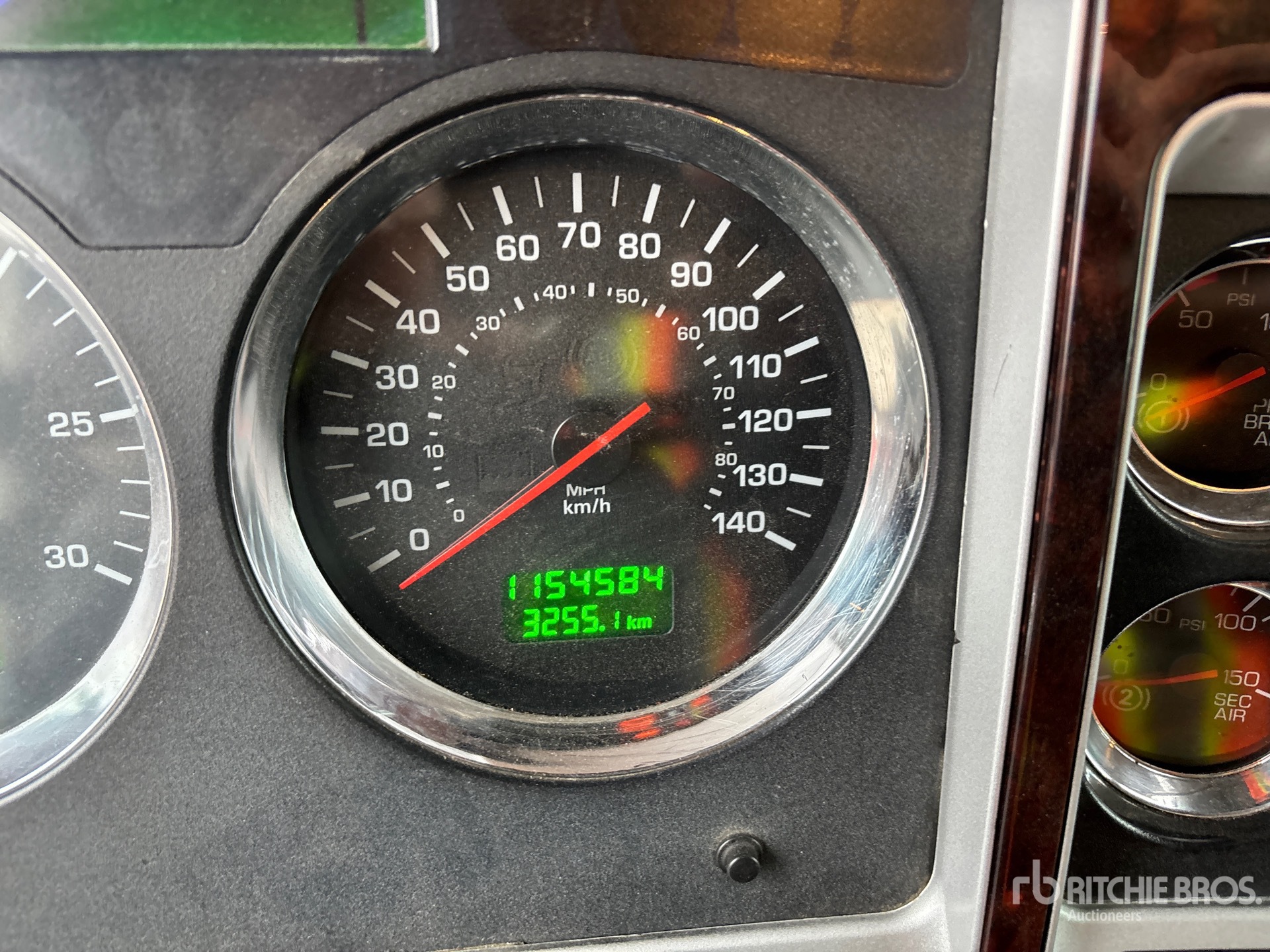 2011 Kenworth T800