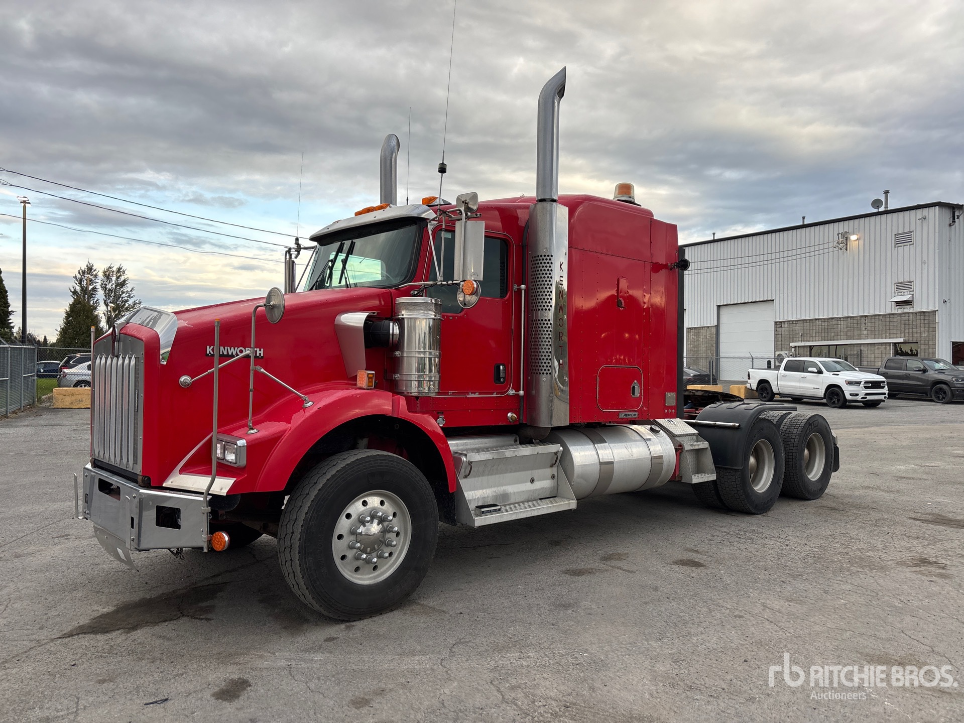 Photo of 2009 Kenworth T800