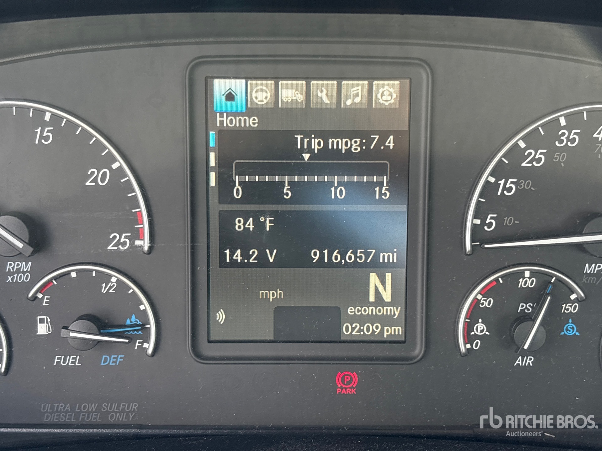 2020 Freightliner CASCADIA 116