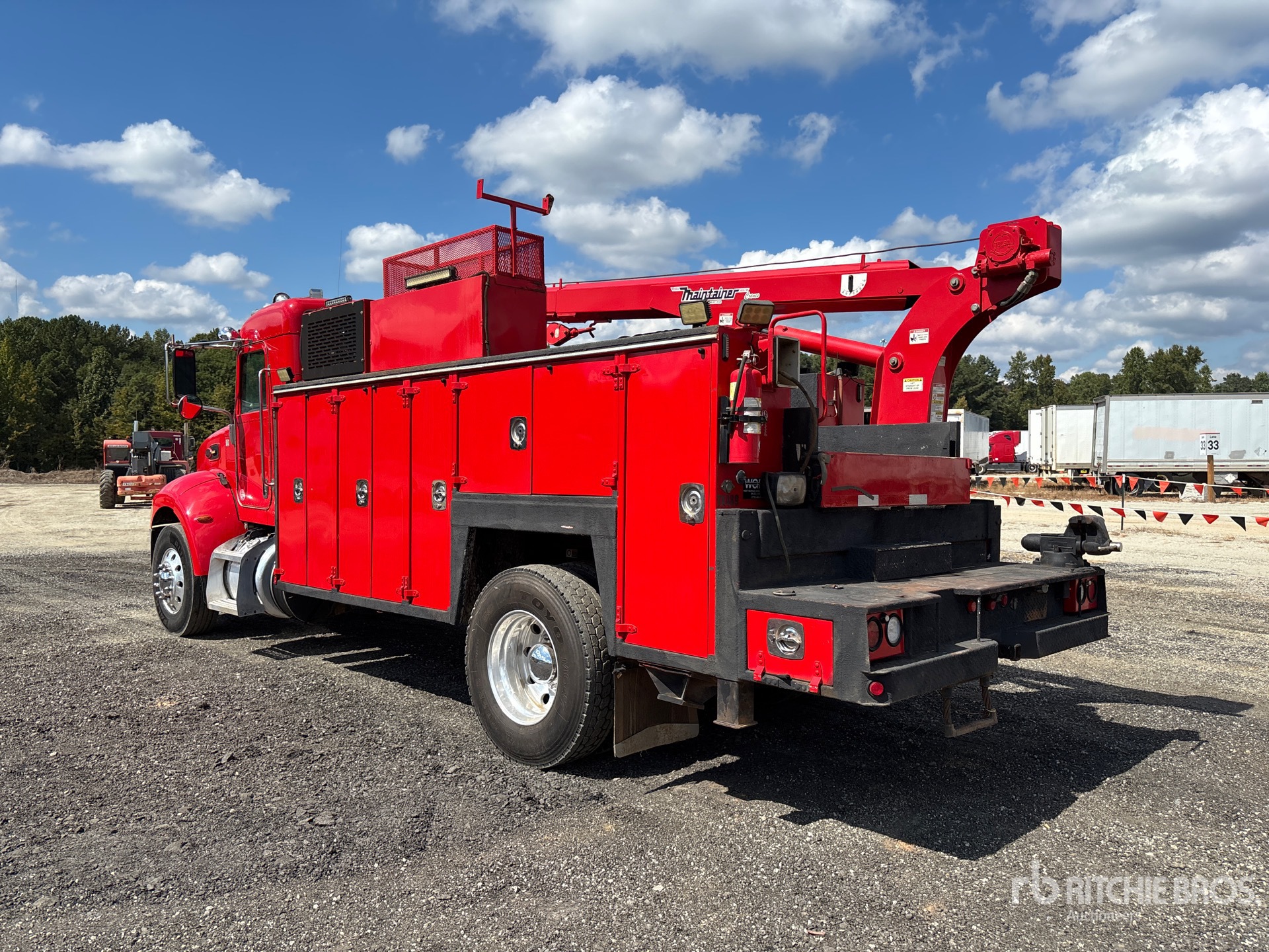 2017 Peterbilt 337