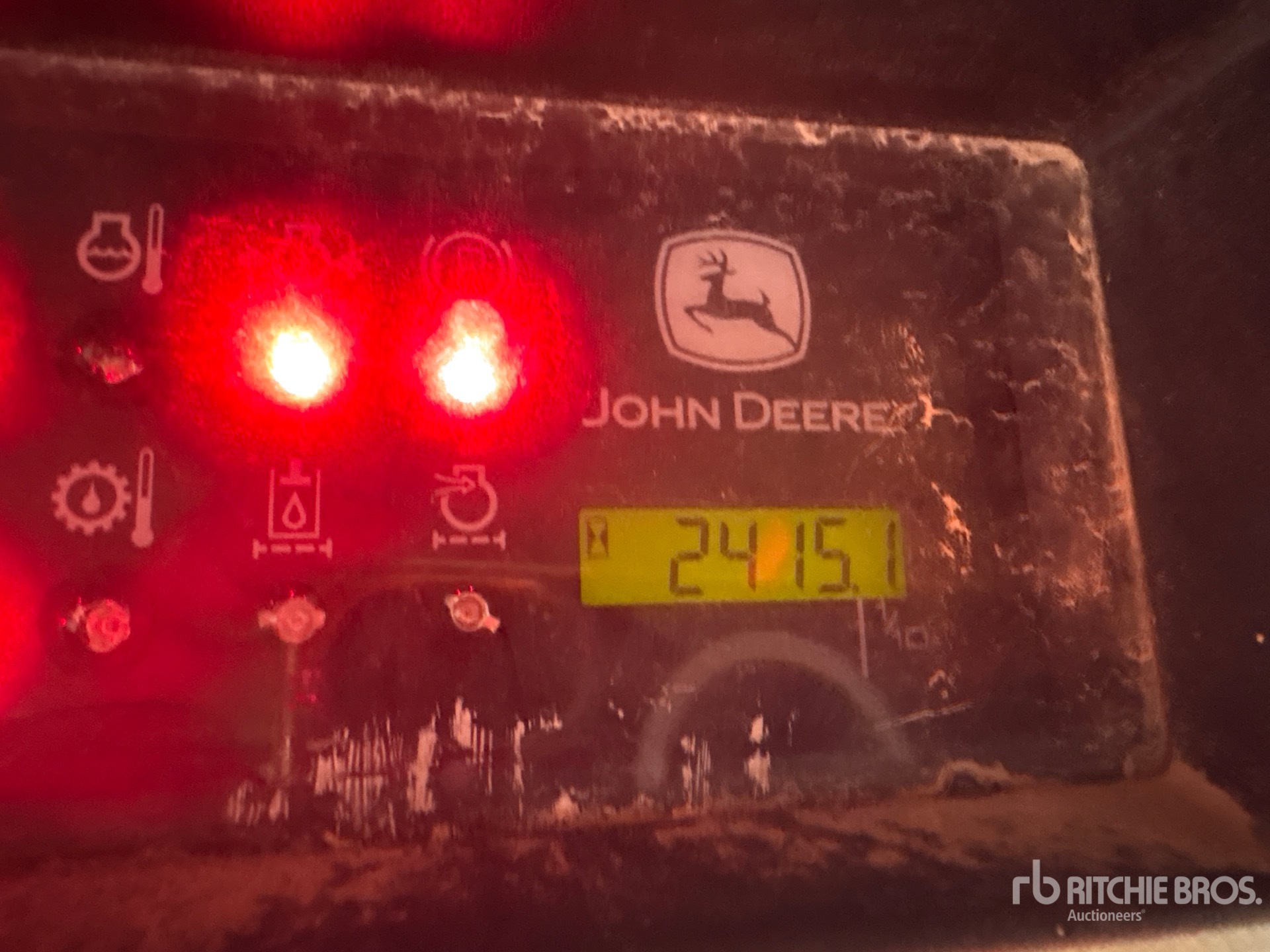 2000 John Deere 240