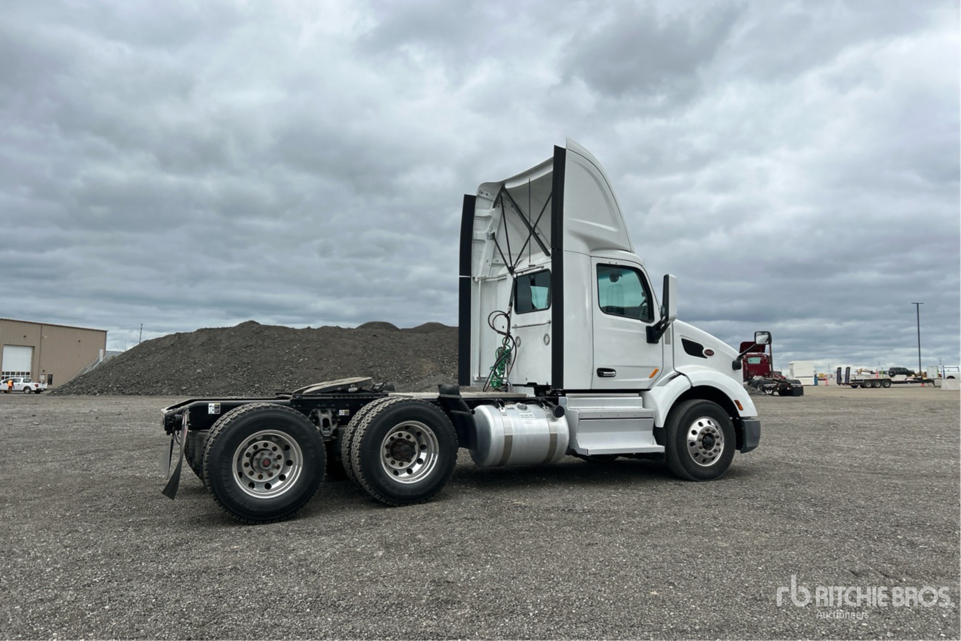 2022 Peterbilt 579