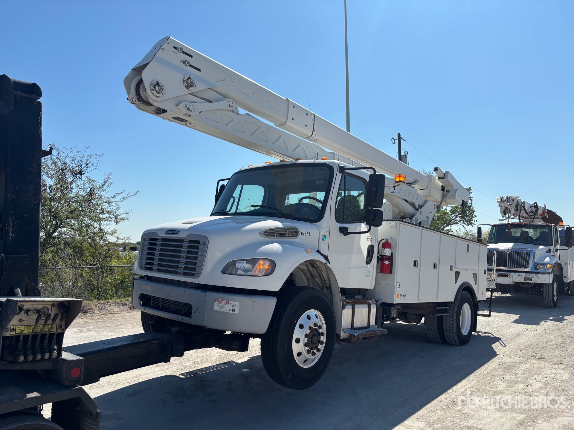 Photo of 2016 Freightliner M2 106