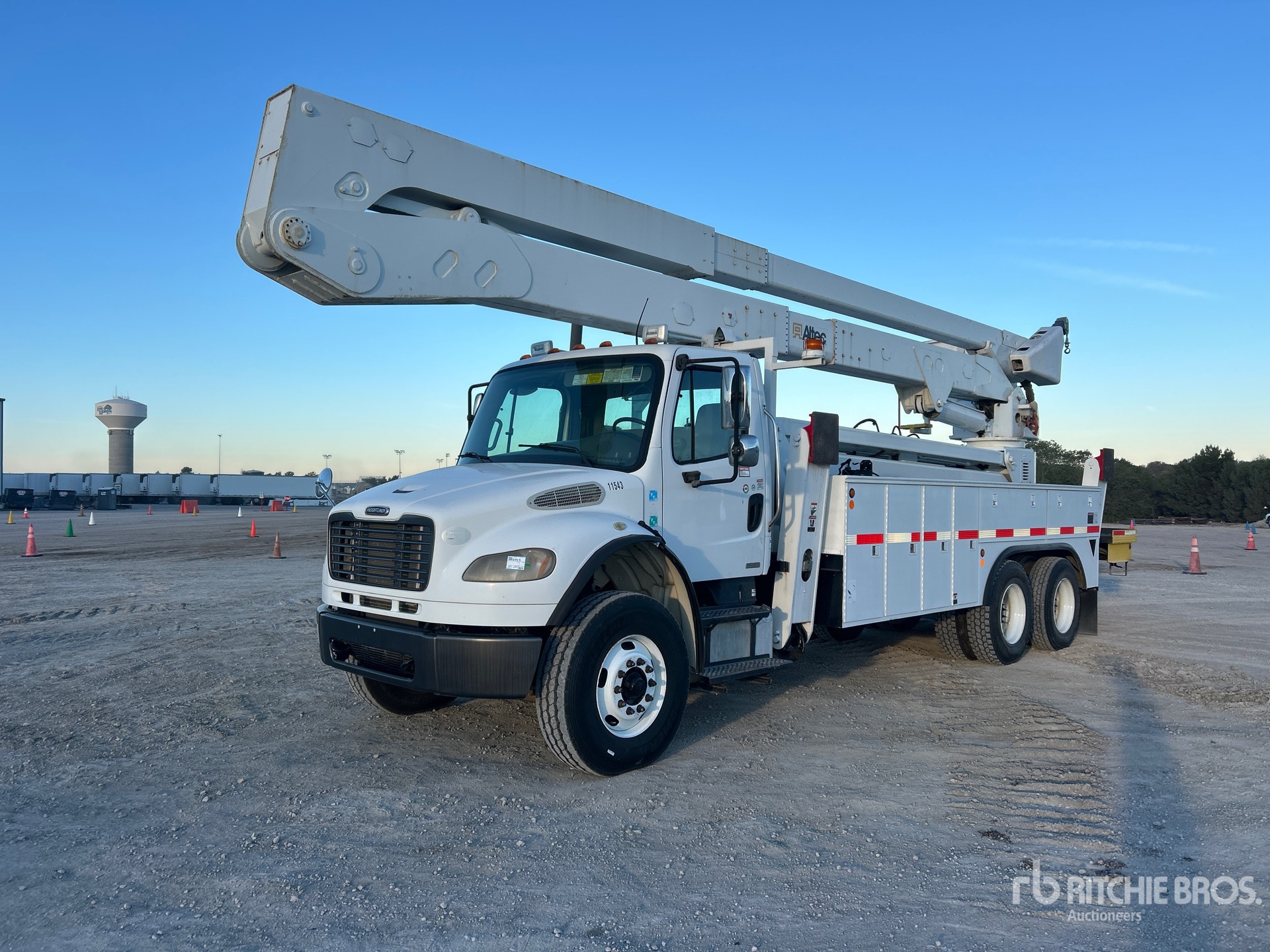 Photo of 2009 Freightliner M2 106
