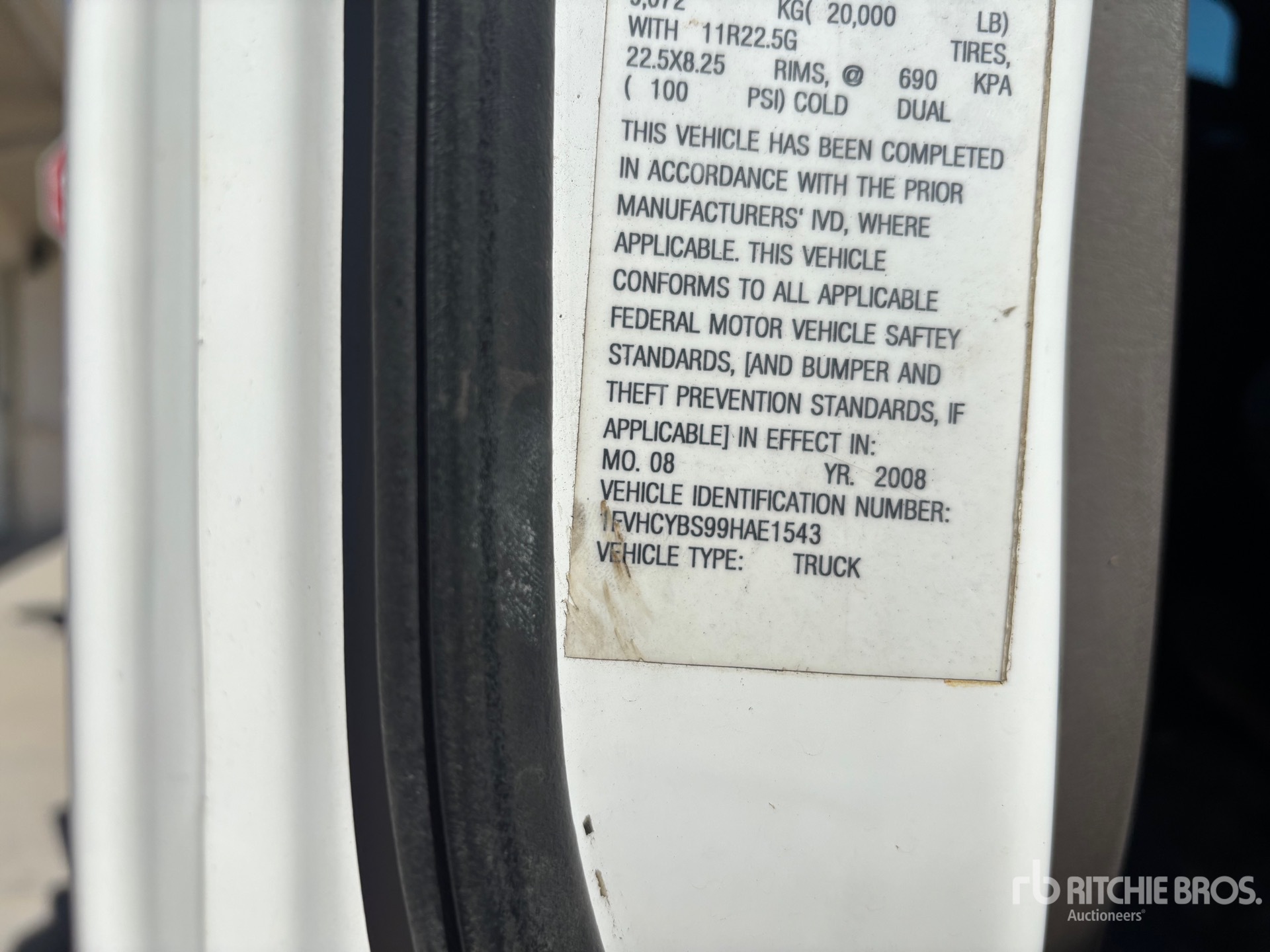2009 Freightliner M2 106