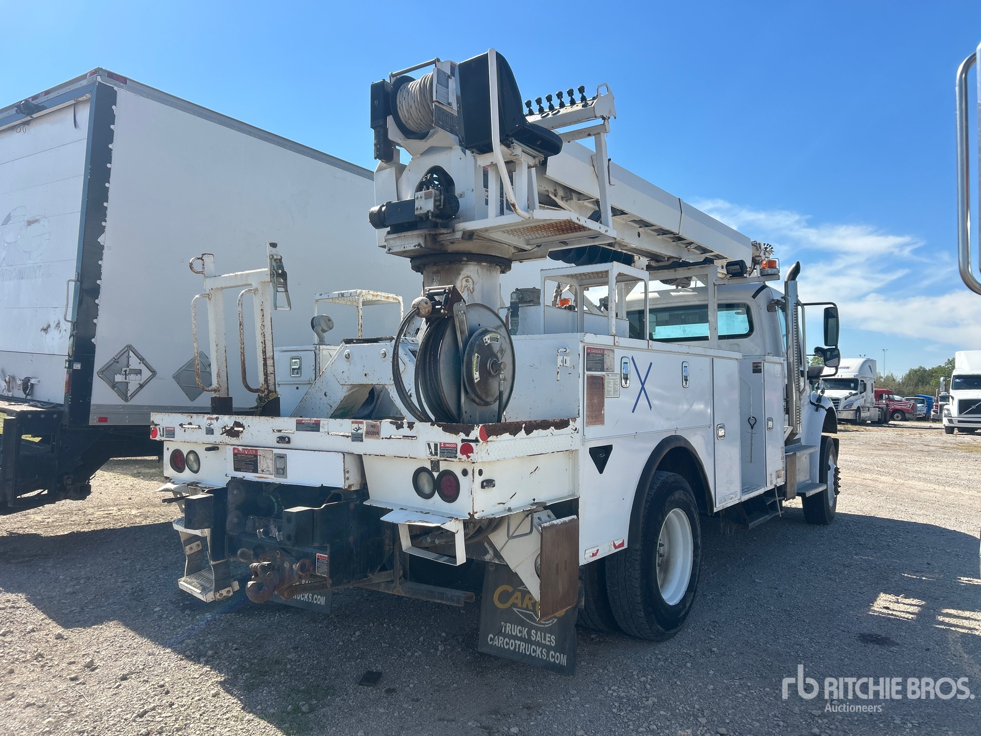 2018 Freightliner M2106