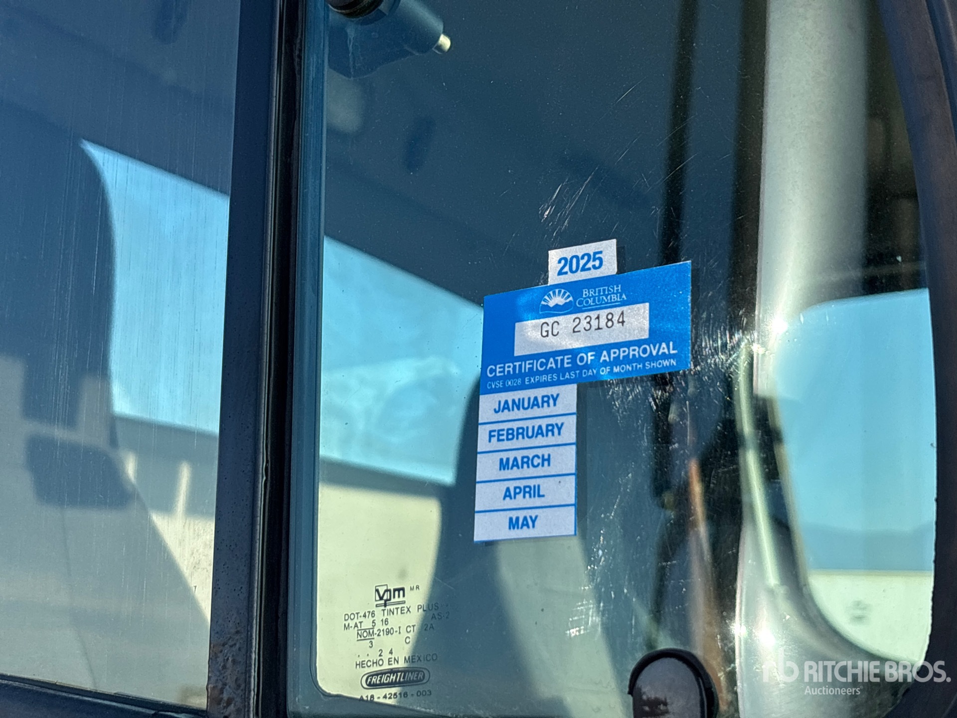 2014 Freightliner M2 106