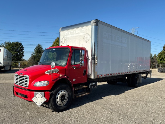 2016 (unverified) Freightliner M2106 24 ft Van Truck 2016 (unverified) Freightliner M2106 24 ft Van Truck