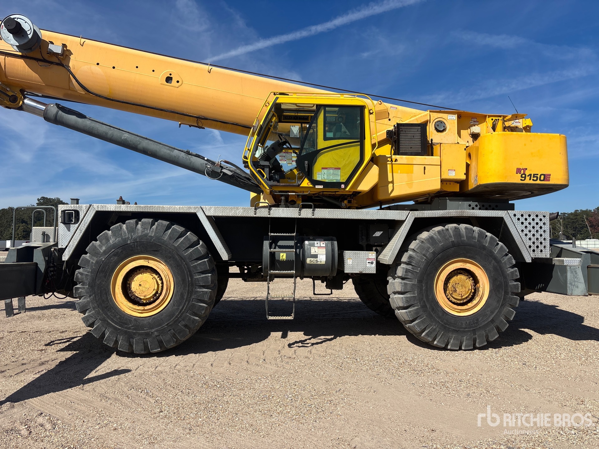 2012 Grove RT9150E