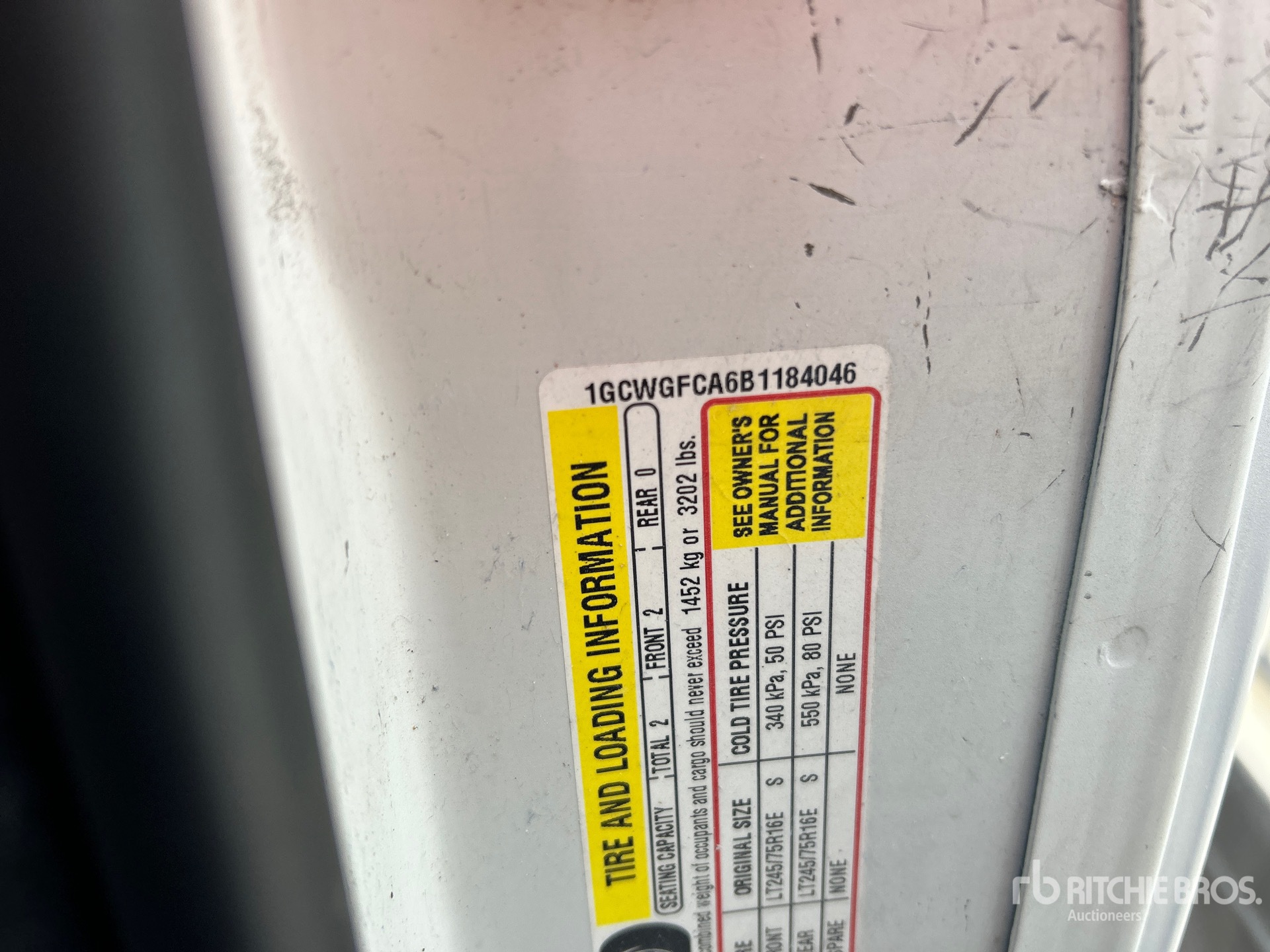 2011 Chevrolet EXPRESS 2500