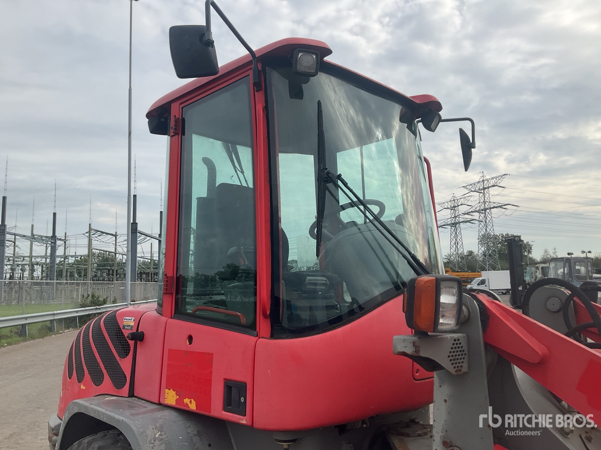 2010 Volvo L30