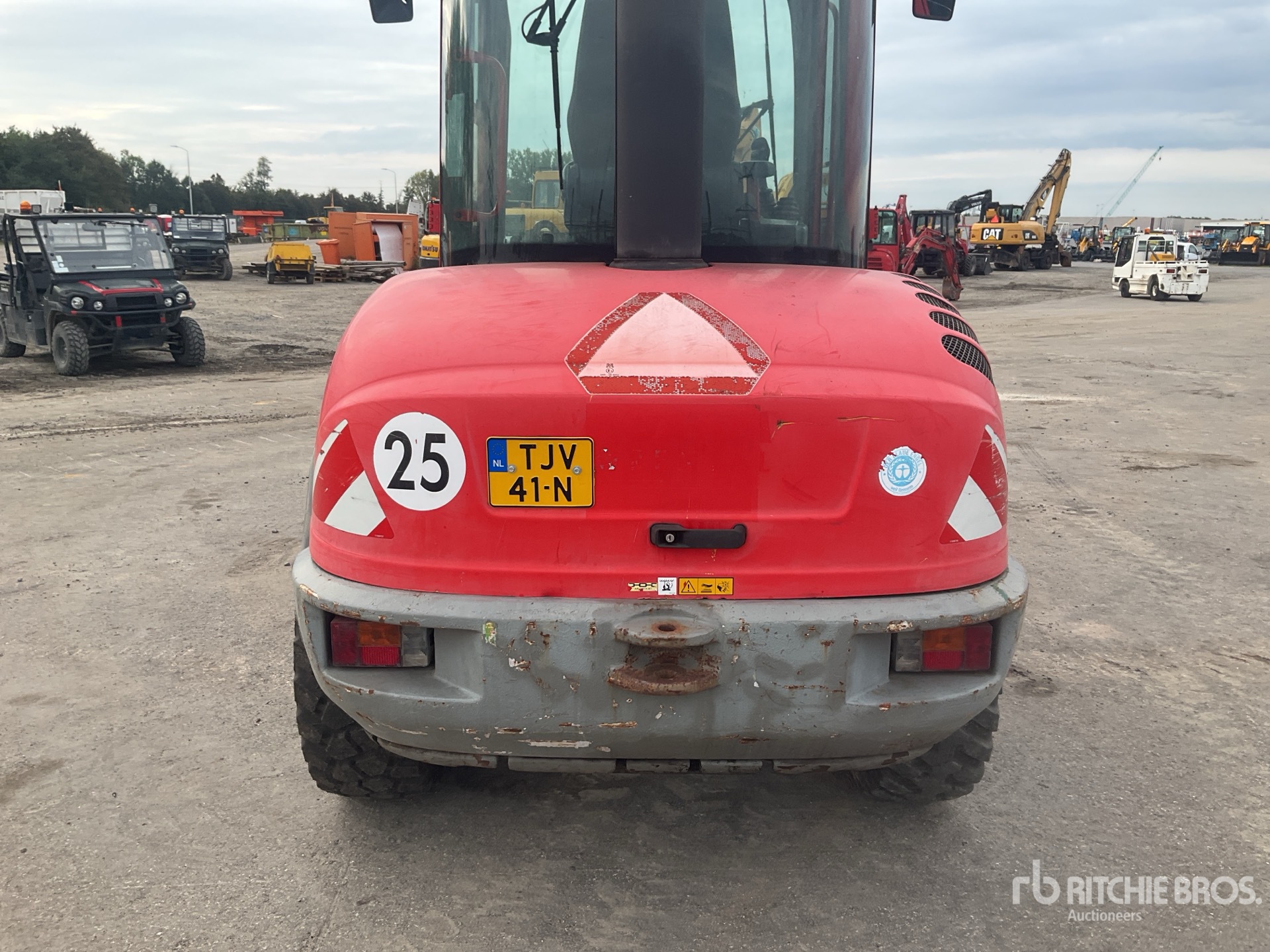 2010 Volvo L30