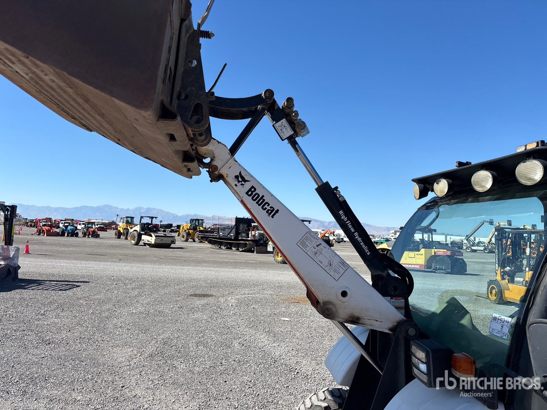 2015 Bobcat 5600
