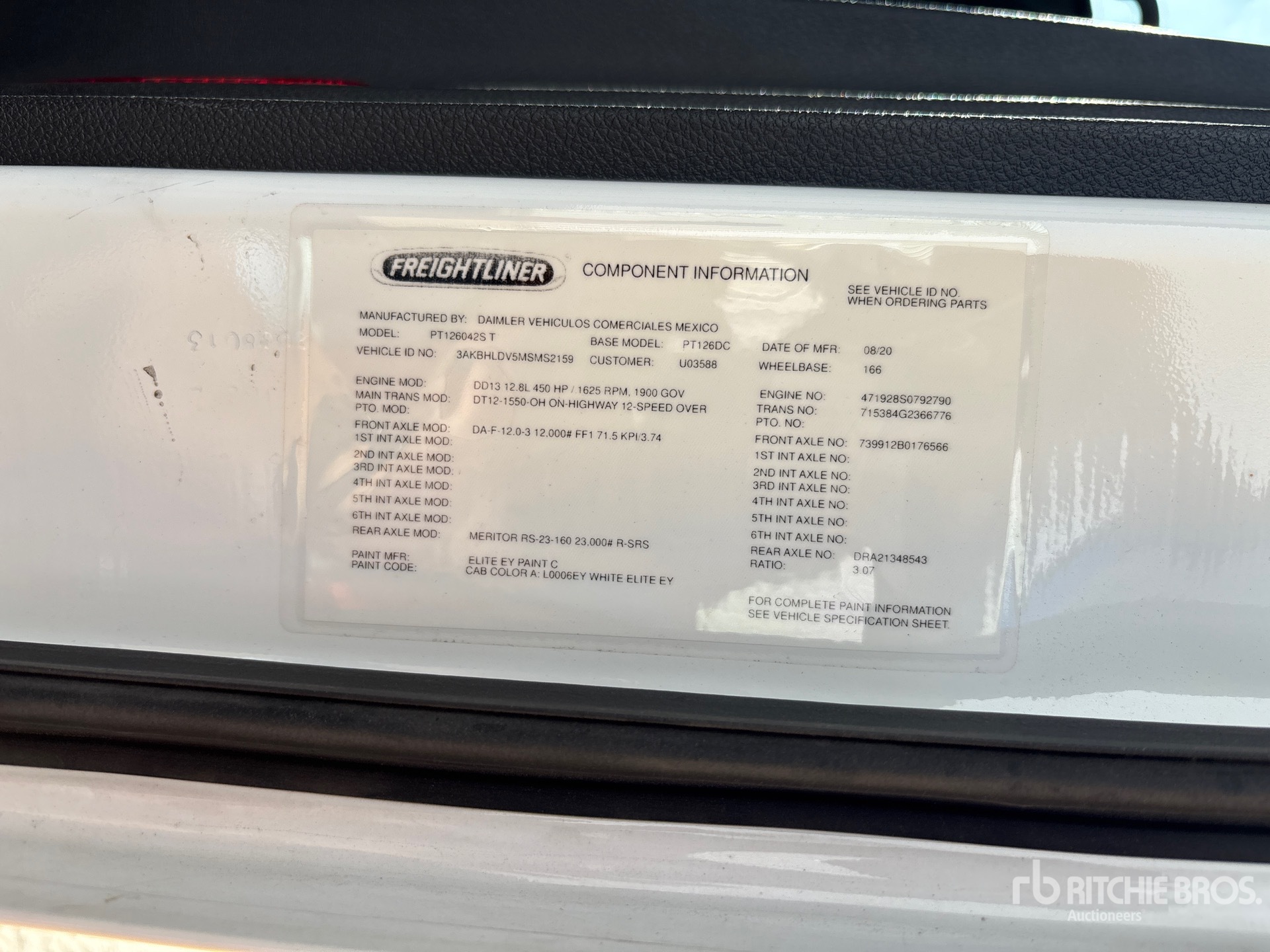 2021 Freightliner CASCADIA 126