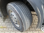 Underbody with Right Steer Tire