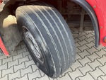 Underbody with Right Steer Tire