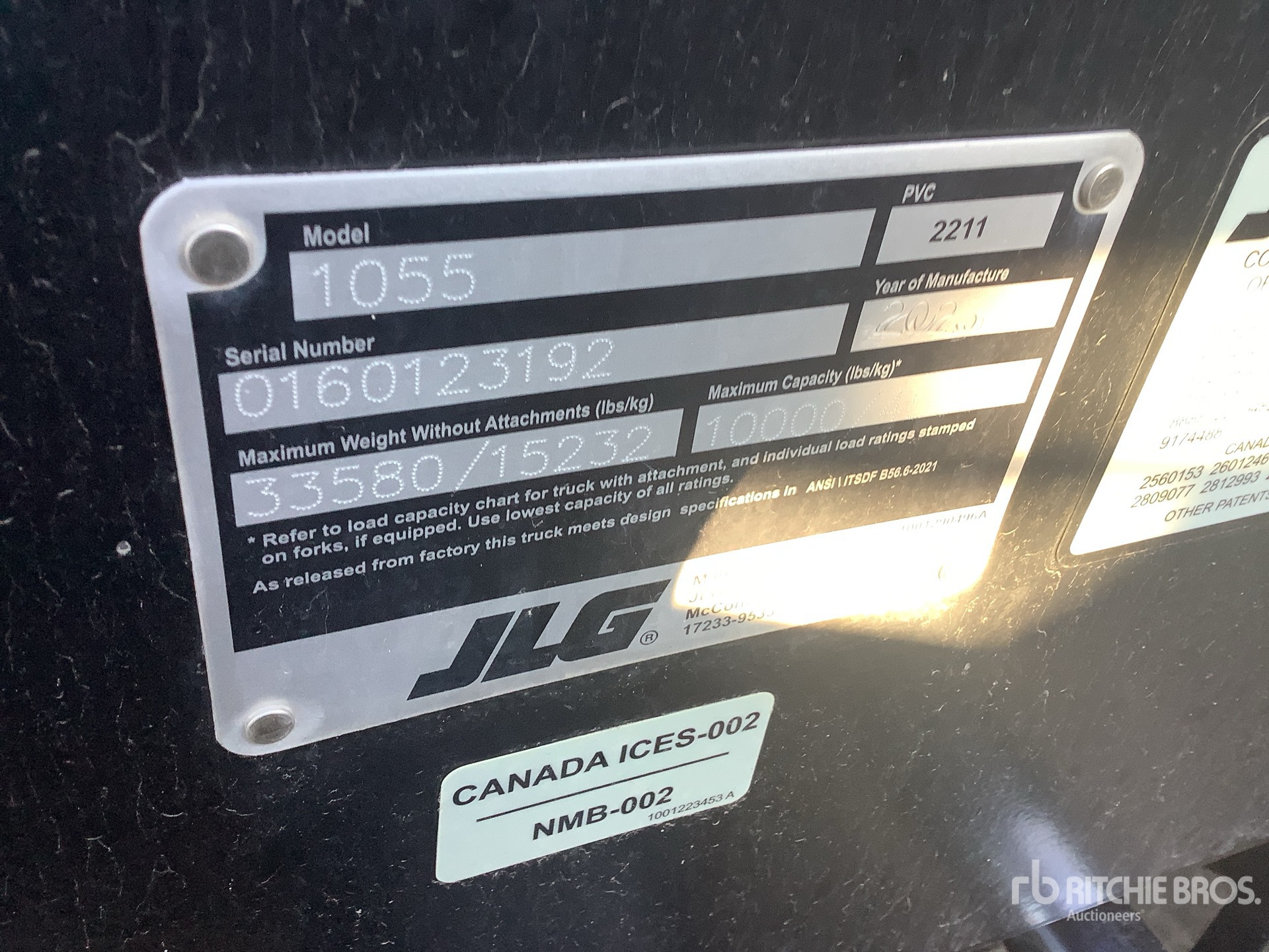 2023 JLG 1055