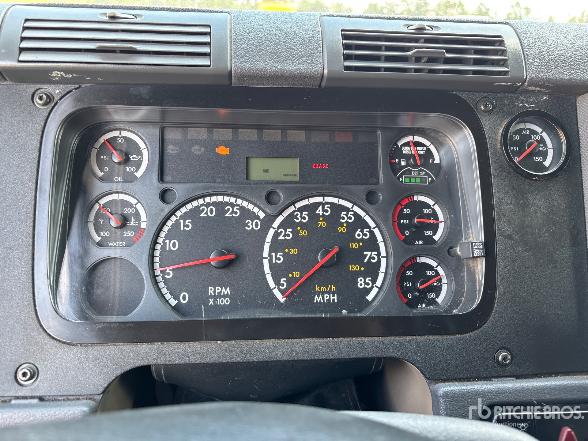 2016 Freightliner CASCADIA 125