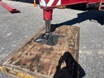 Crane Superstructure with Outrigger Pads