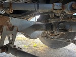 Underbody with Center Drive Axle