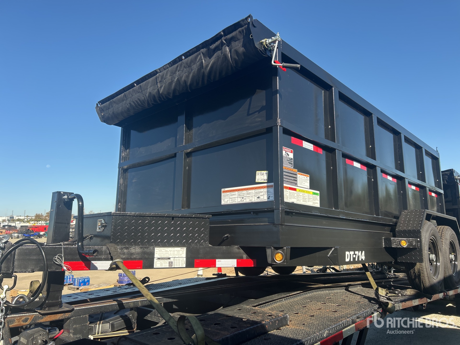 2027 DENTON 14 FT T/A