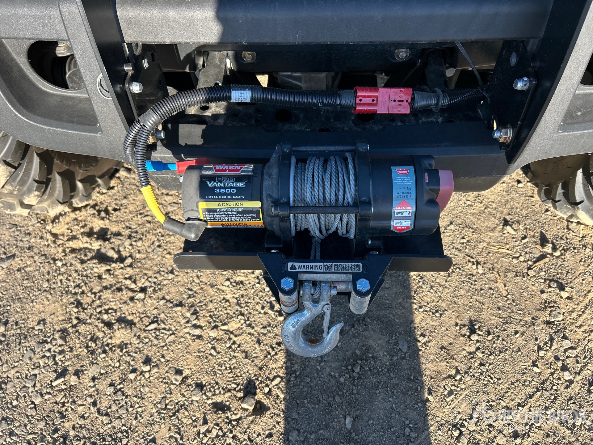 2015 John Deere GATOR 825I