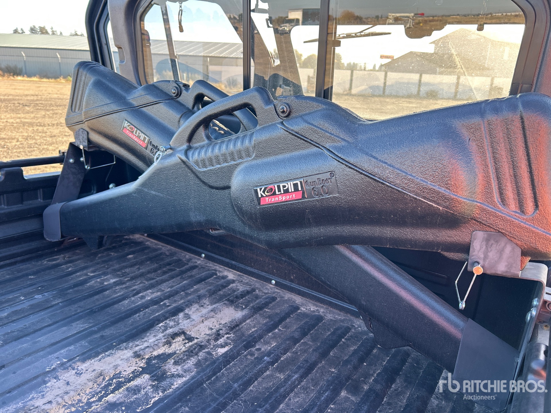 2015 John Deere GATOR 825I