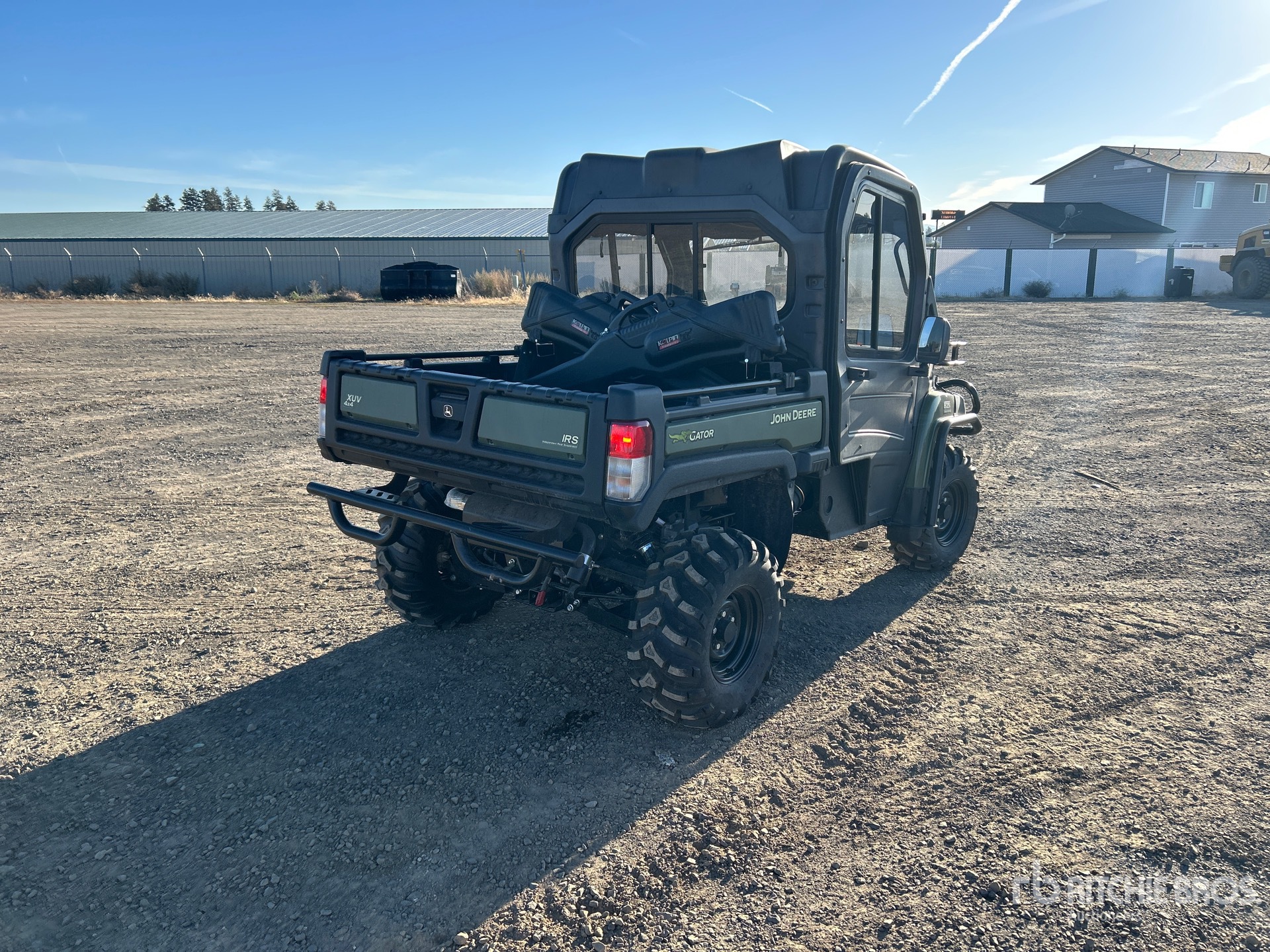 2015 John Deere GATOR 825I