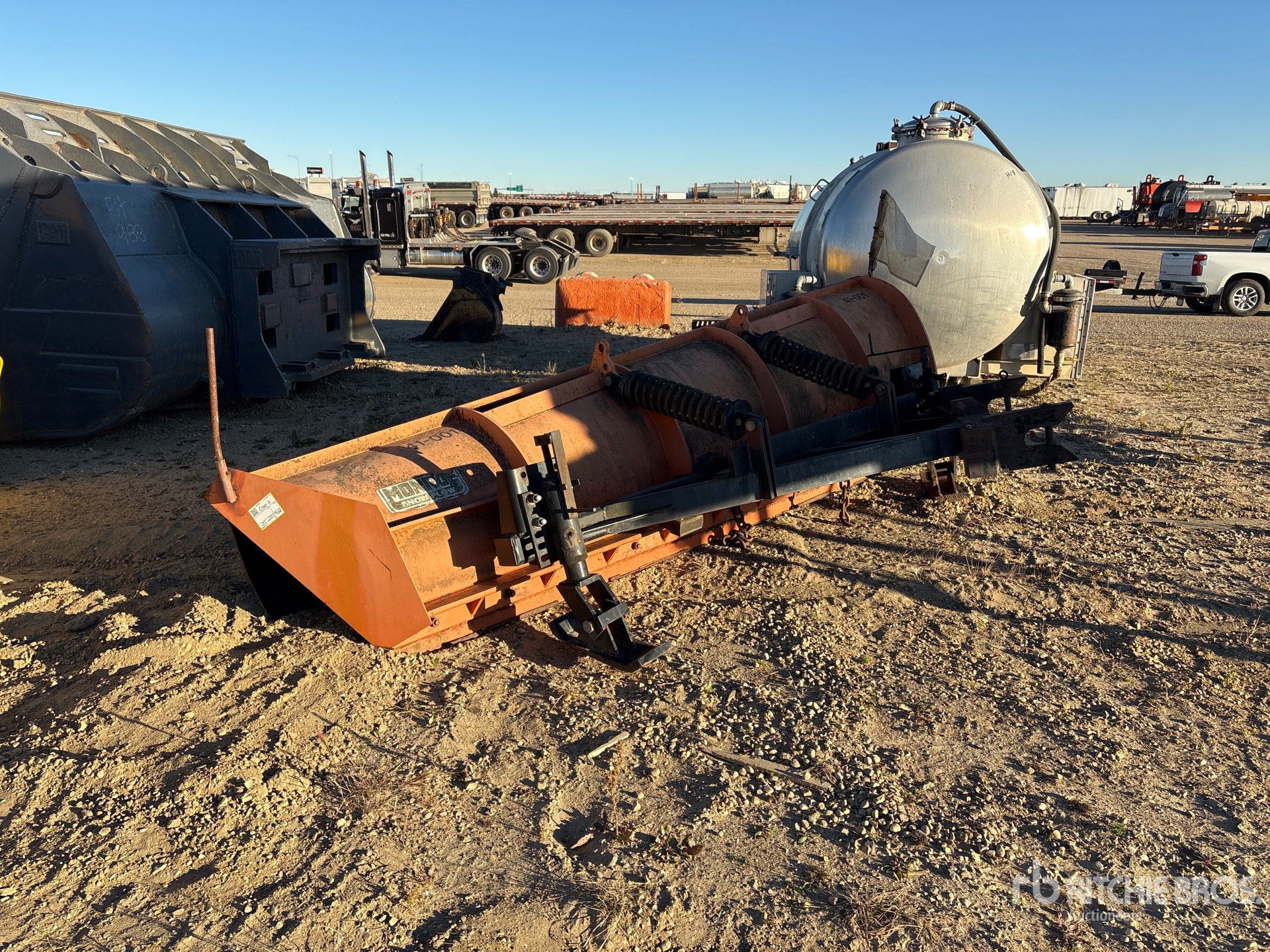 Monroe 12 ft - Fits Truck
